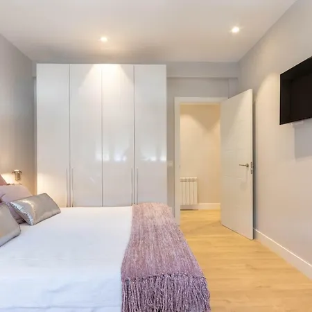 Appartement By Aston Guernica y Luno