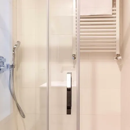 By Aston Appartement Guernica y Luno